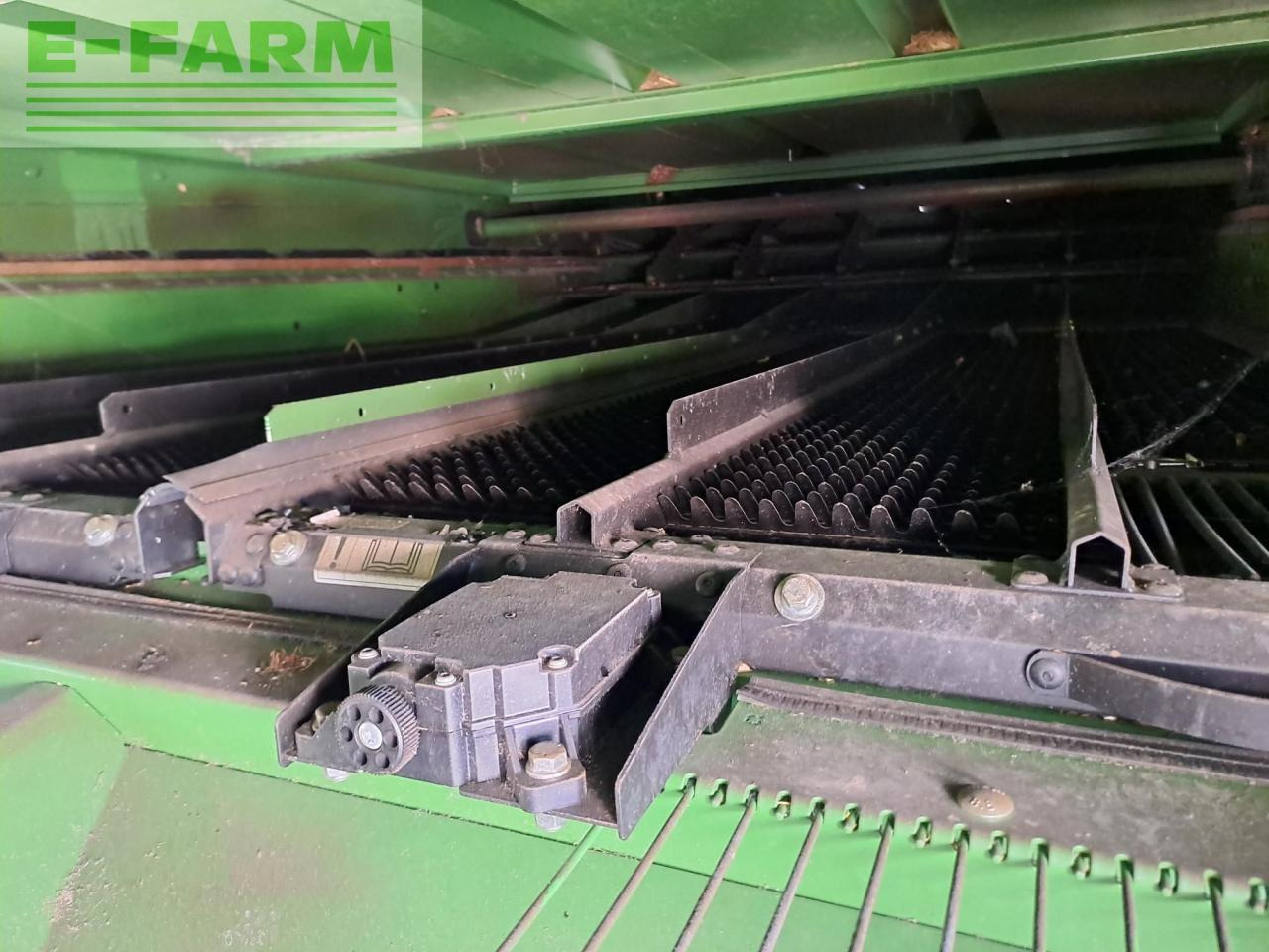 Mietitrebbia John Deere W650: foto 12