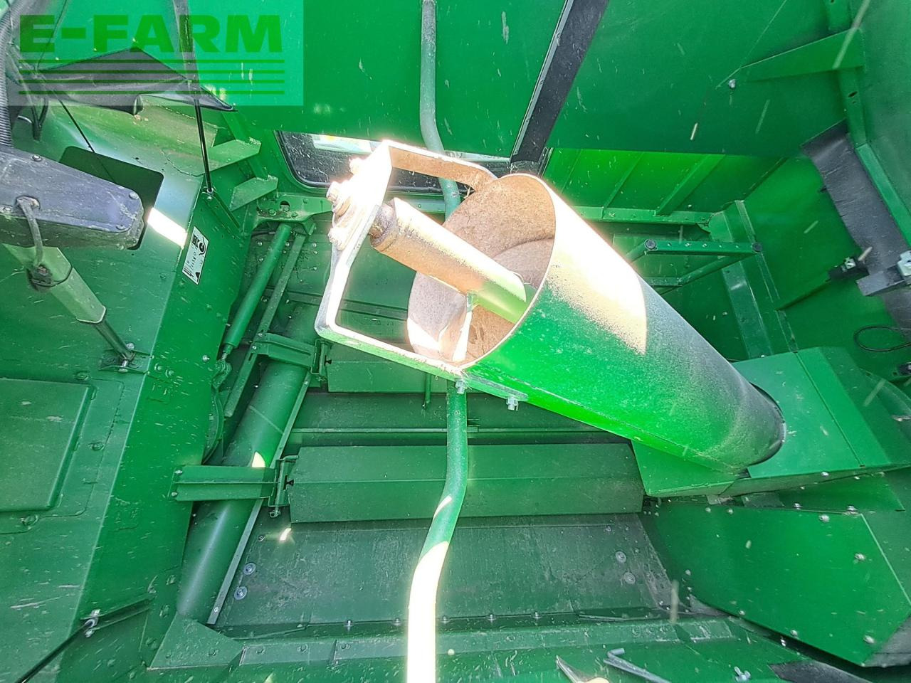Mietitrebbia John Deere W650: foto 10
