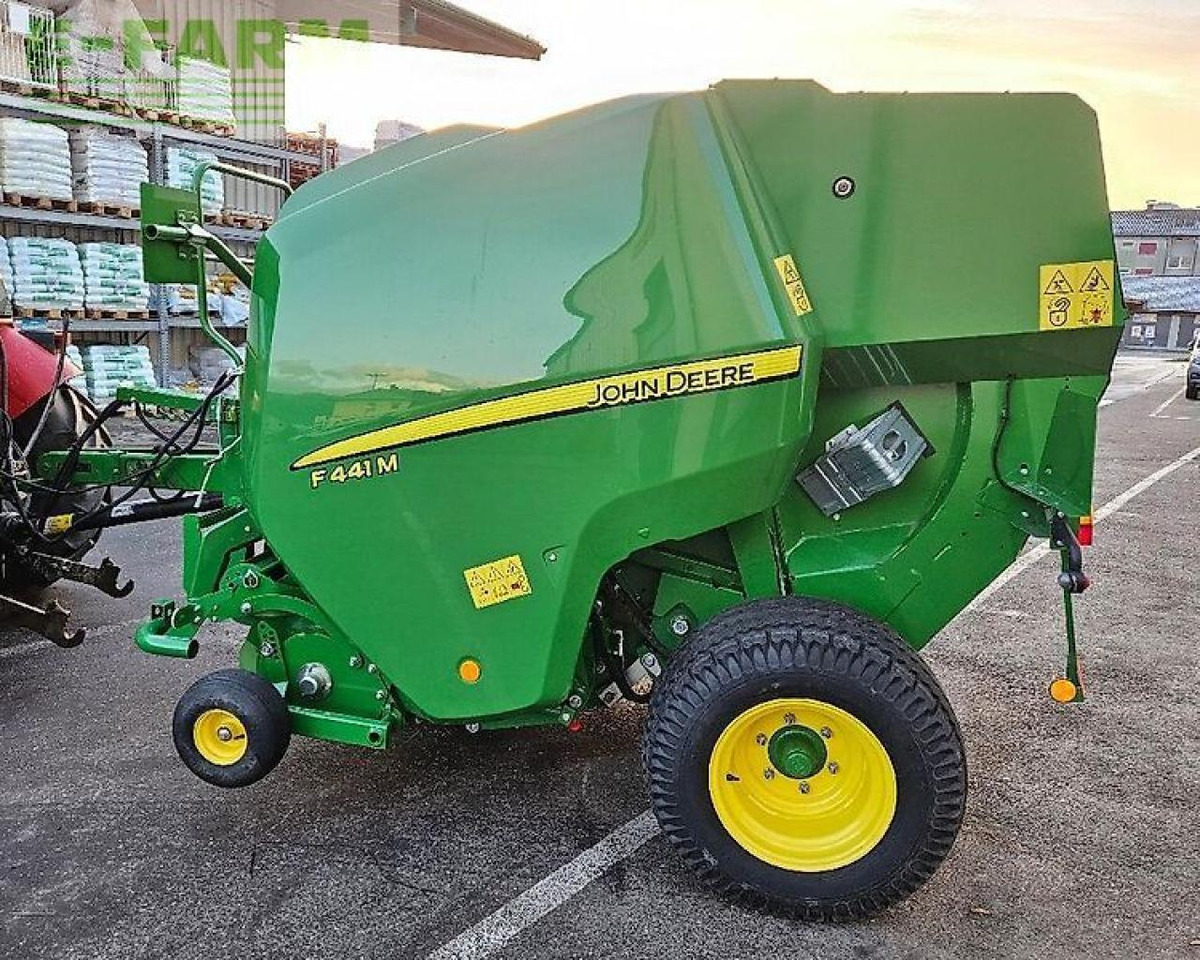 John Deere f441 m - Pressa quadra: foto 4 John Deere f441 m - Pressa quadra: foto 4