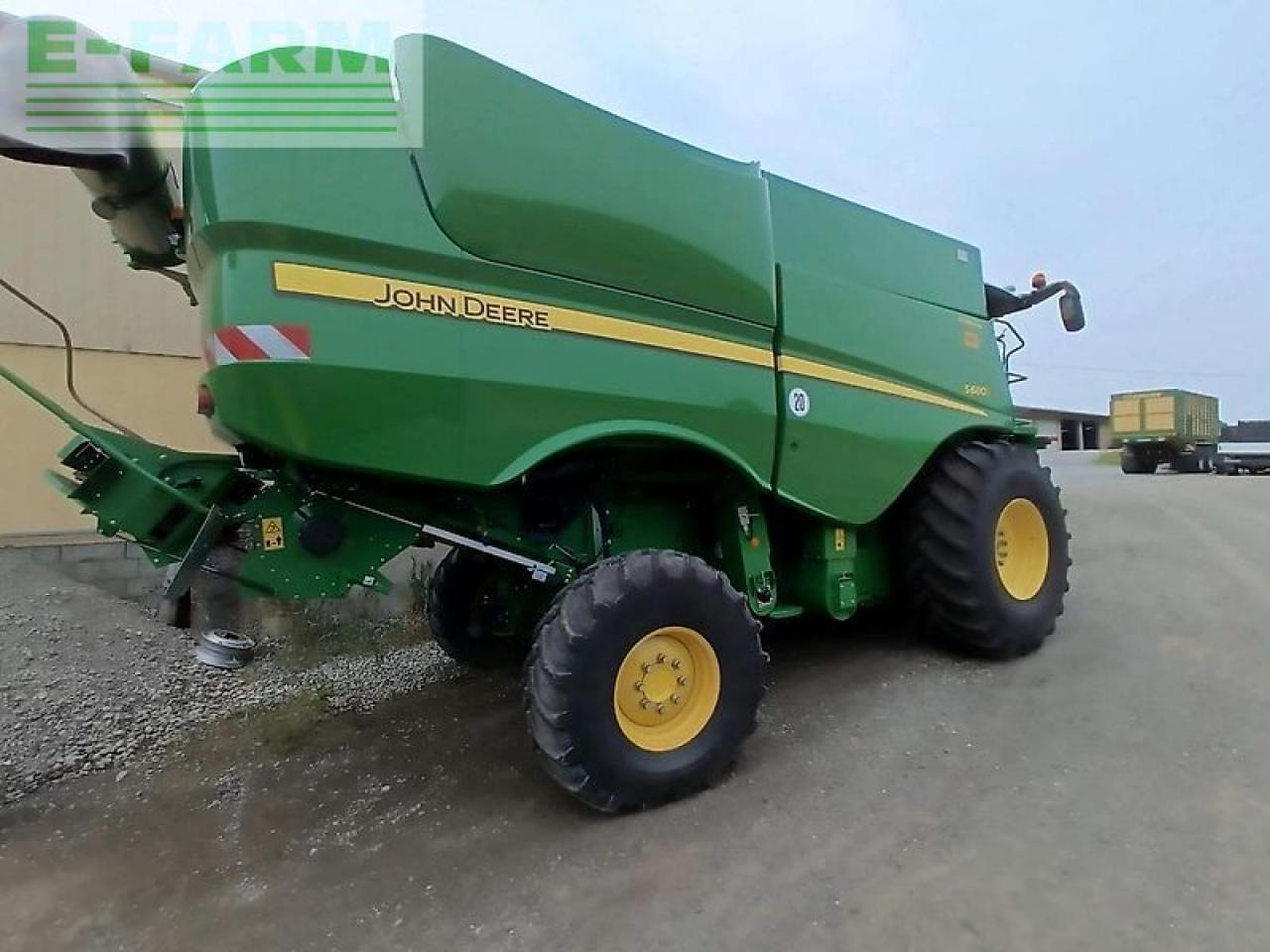 John Deere s680 hm mit geringhoff 630 variostar - Mietitrebbia: foto 4 John Deere s680 hm mit geringhoff 630 variostar - Mietitrebbia: foto 4