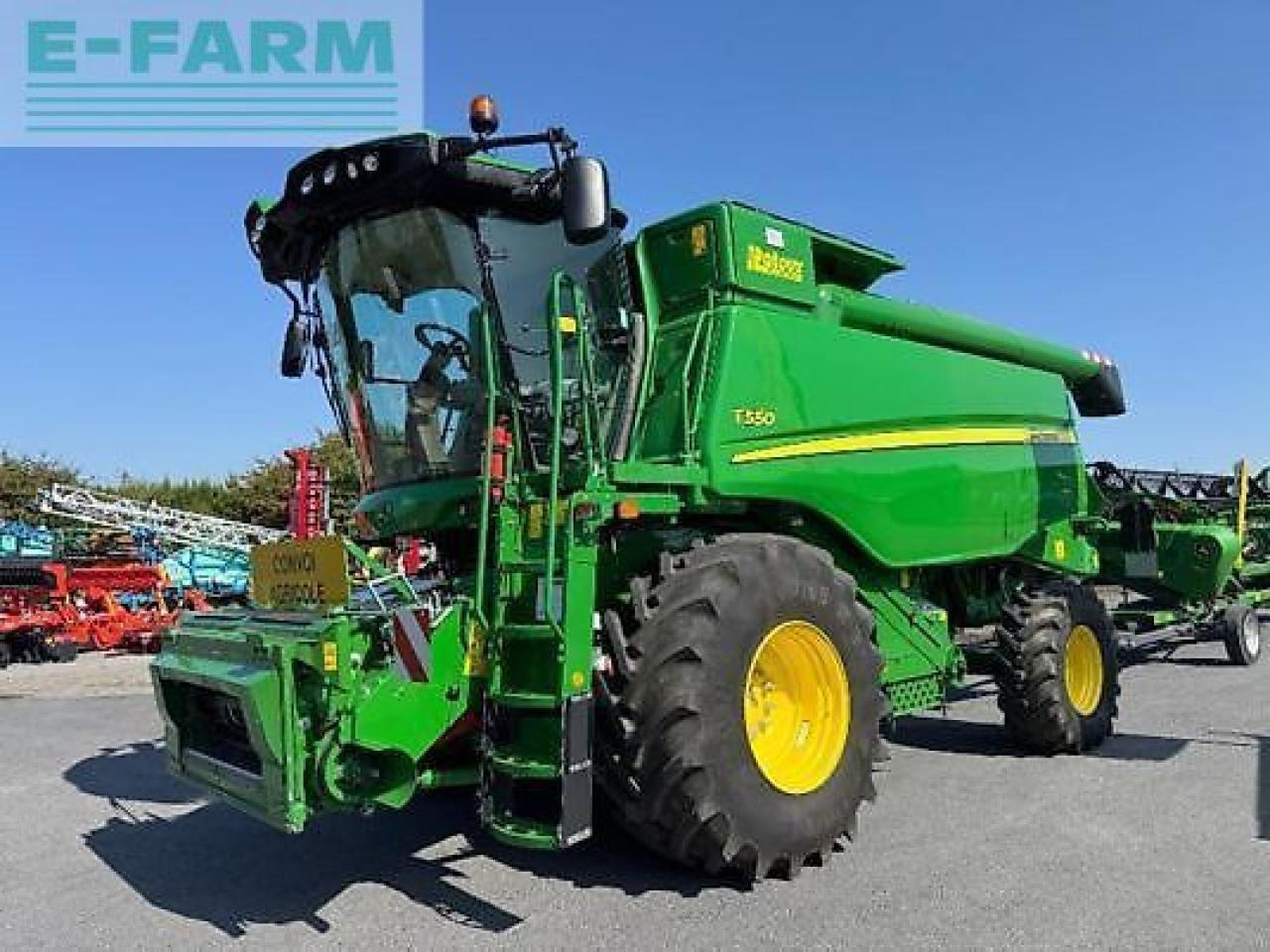 John Deere t550 - Mietitrebbia: foto 1 John Deere t550 - Mietitrebbia: foto 1