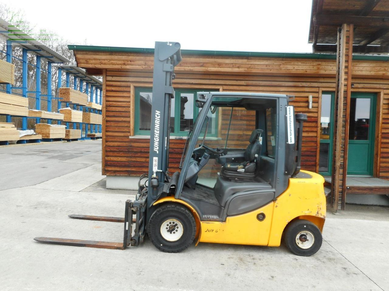 Jungheinrich dfg 430s mit seitenschieber und zinkenverstellun - Carrello elevatore: foto 1 Jungheinrich dfg 430s mit seitenschieber und zinkenverstellun - Carrello elevatore: foto 1