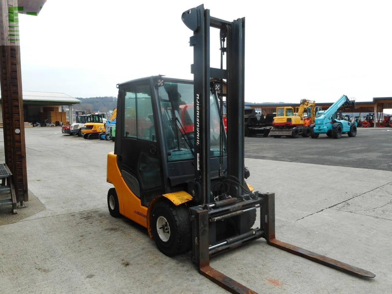 Jungheinrich dfg 430s mit seitenschieber und zinkenverstellun - Carrello elevatore: foto 5 Jungheinrich dfg 430s mit seitenschieber und zinkenverstellun - Carrello elevatore: foto 5
