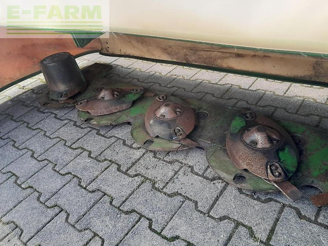 Krone easy cut r 320 - Falciatrice: foto 4 Krone easy cut r 320 - Falciatrice: foto 4