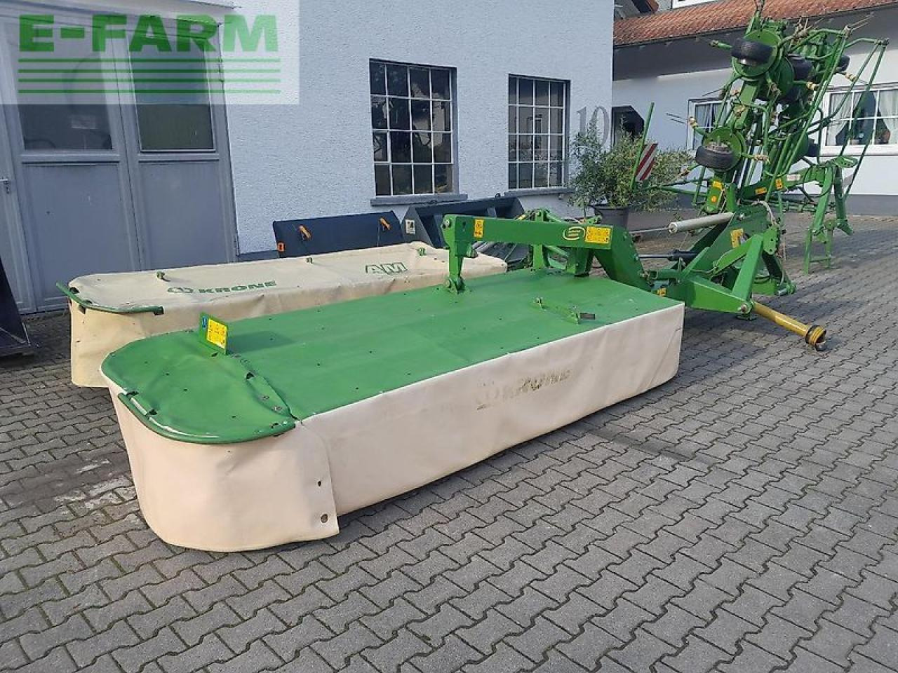 Krone easy cut r 320 - Falciatrice: foto 2 Krone easy cut r 320 - Falciatrice: foto 2