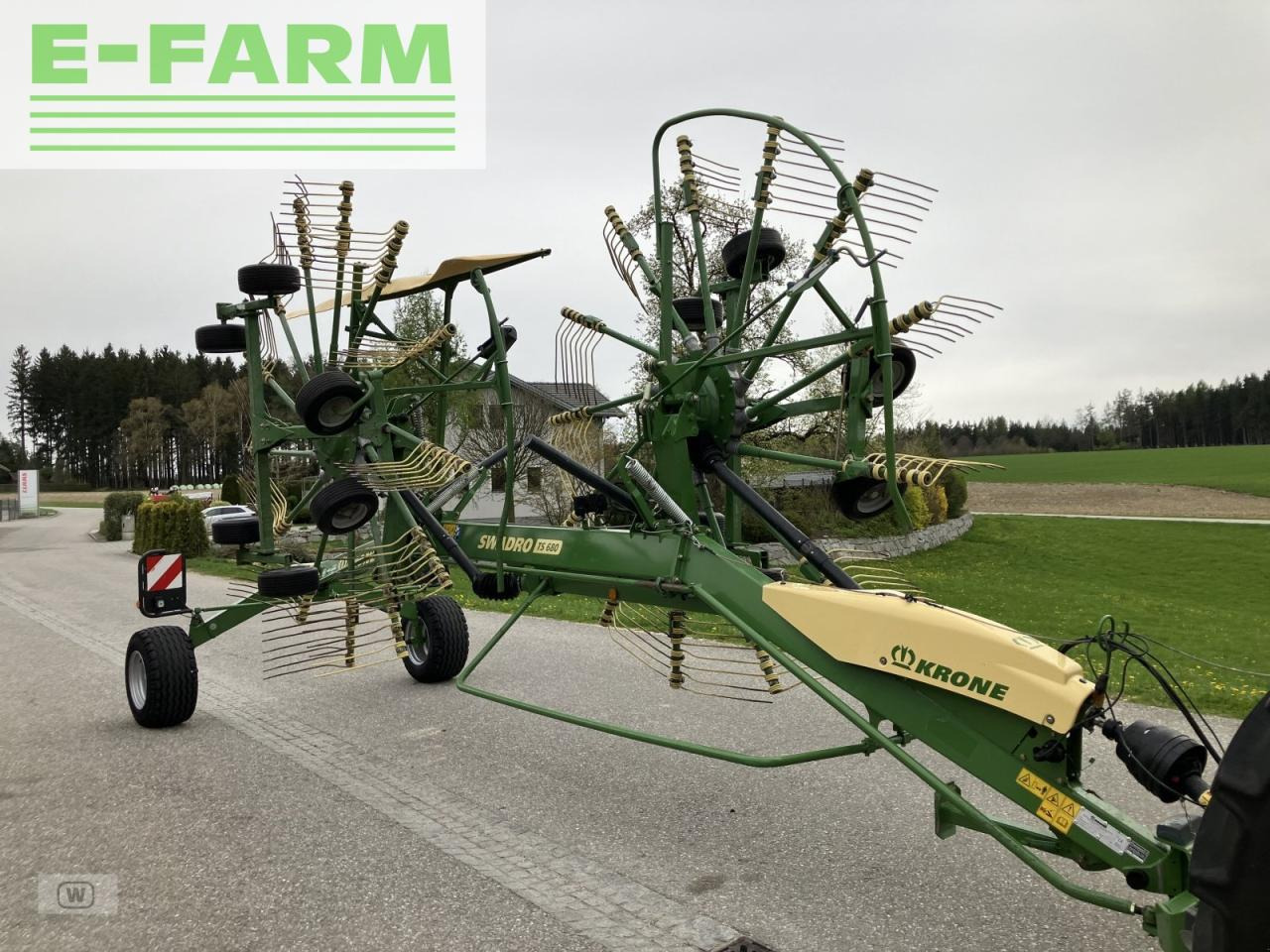 Krone swadro ts 680 - Voltafieno: foto 1 Krone swadro ts 680 - Voltafieno: foto 1
