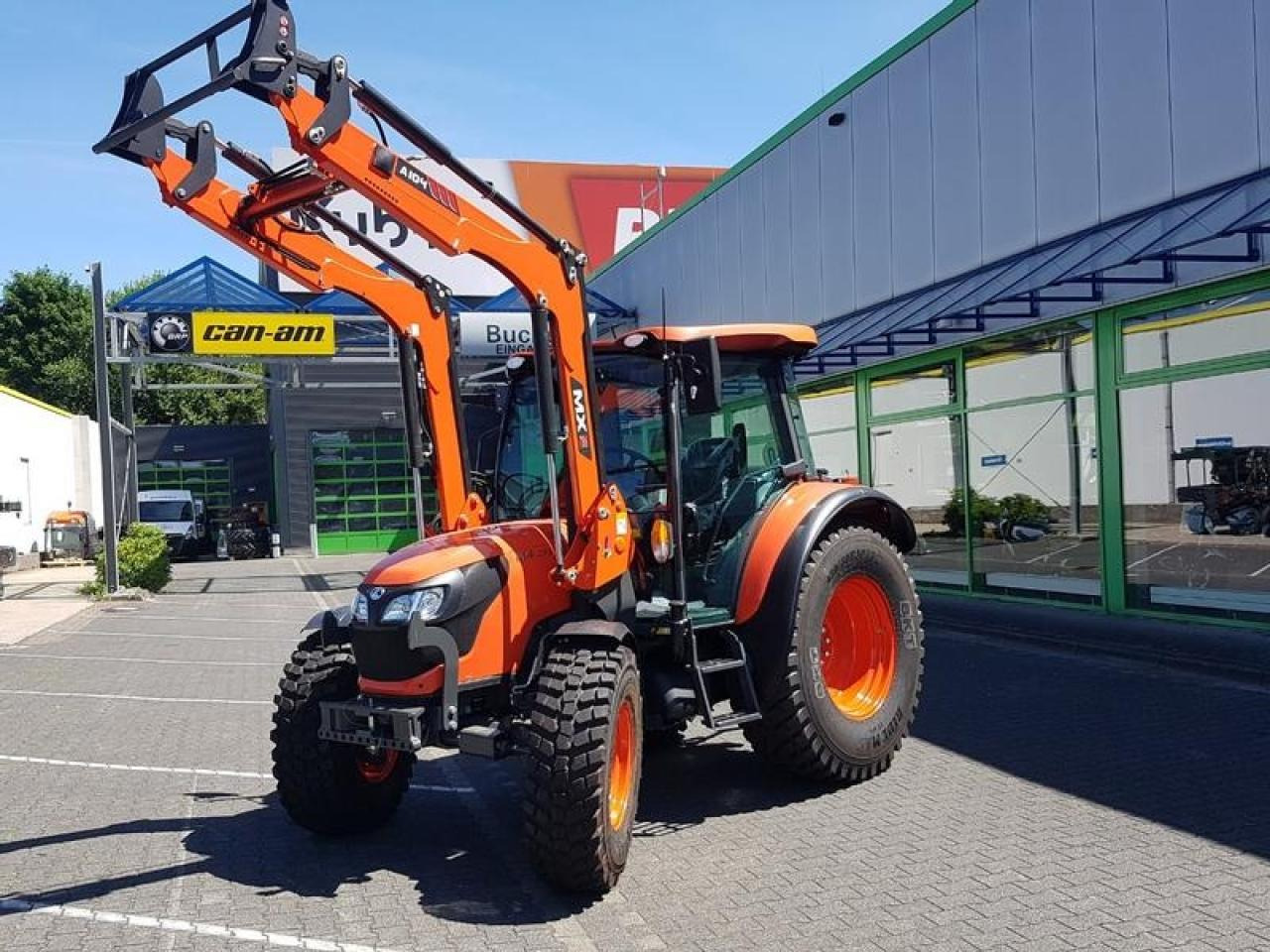 Kubota m4-073 cab 36x36 - Trattore: foto 5 Kubota m4-073 cab 36x36 - Trattore: foto 5