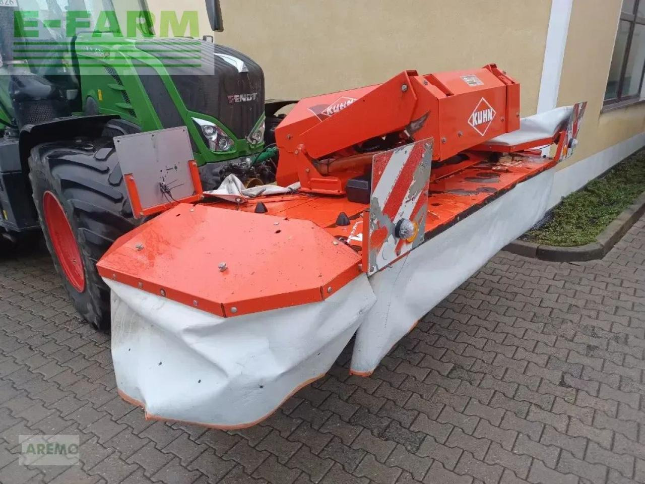 Kuhn fc 313 df-ff und fc 883 d-ff mit neuem mähbalken ! - Falciatrice: foto 3 Kuhn fc 313 df-ff und fc 883 d-ff mit neuem mähbalken ! - Falciatrice: foto 3