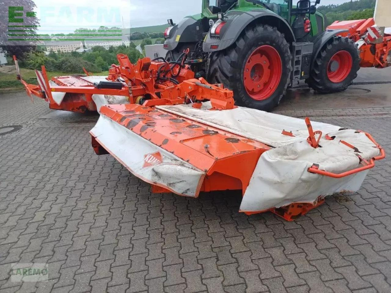 Kuhn fc 313 df-ff und fc 883 d-ff mit neuem mähbalken ! - Falciatrice: foto 2 Kuhn fc 313 df-ff und fc 883 d-ff mit neuem mähbalken ! - Falciatrice: foto 2