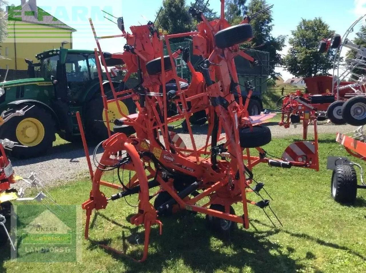 Kuhn gf 8703 - Voltafieno: foto 2 Kuhn gf 8703 - Voltafieno: foto 2