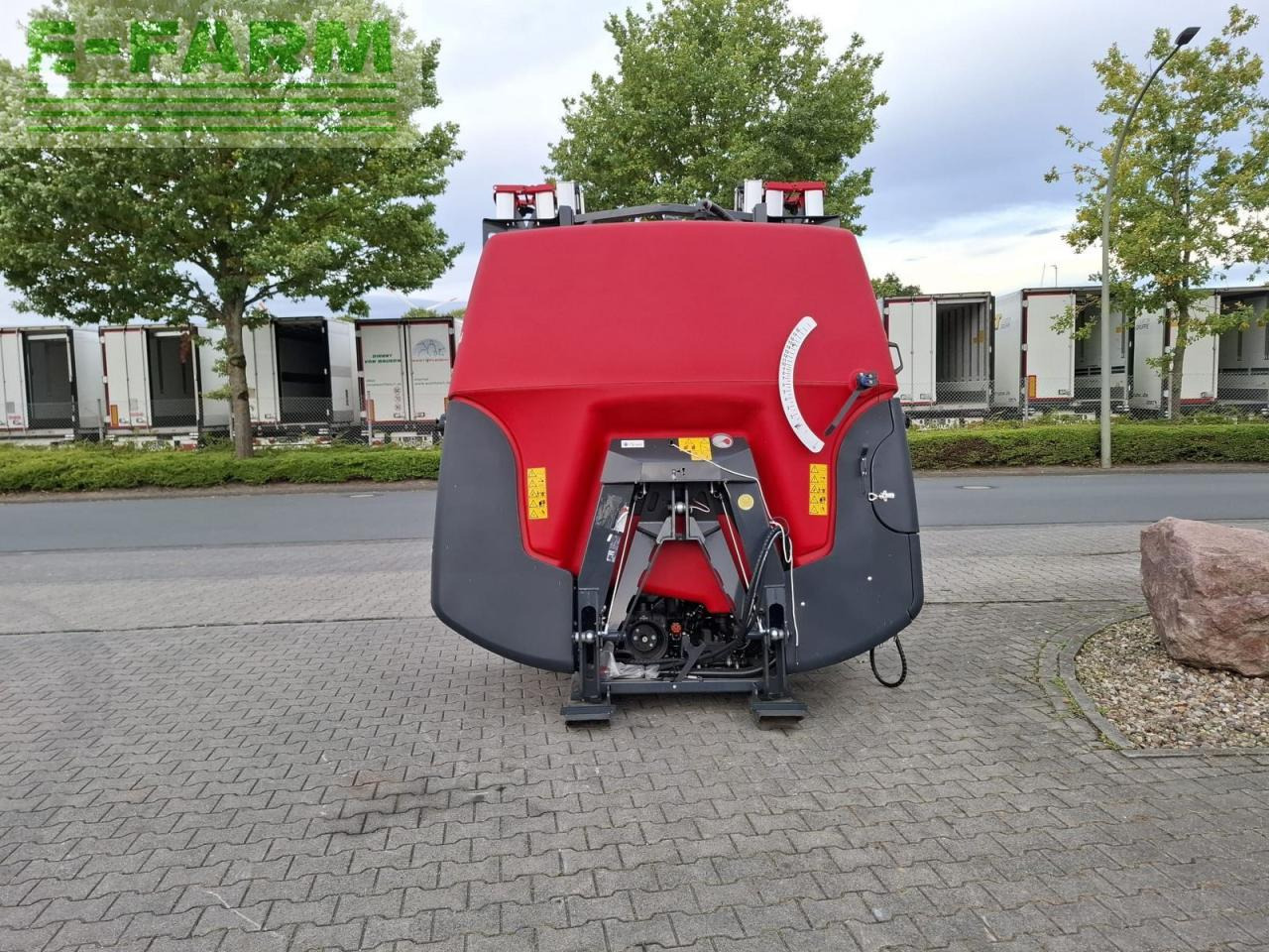Kverneland ixter b18 - Polverizzatore trainato: foto 5 Kverneland ixter b18 - Polverizzatore trainato: foto 5