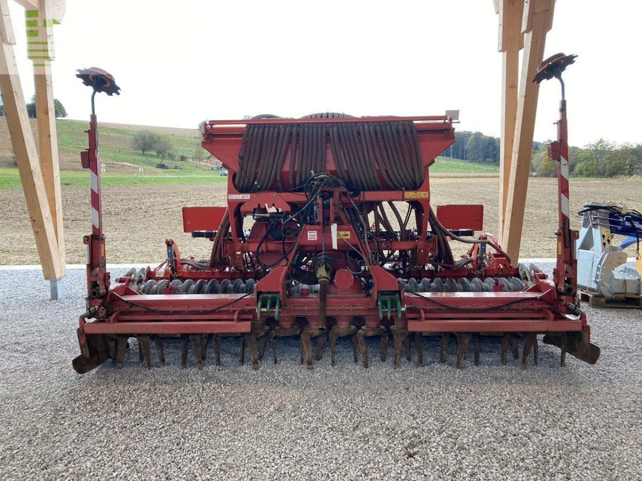 Kverneland ngs 101 mit kuhn venta lc 4000 - Seminatrice combinata: foto 4 Kverneland ngs 101 mit kuhn venta lc 4000 - Seminatrice combinata: foto 4
