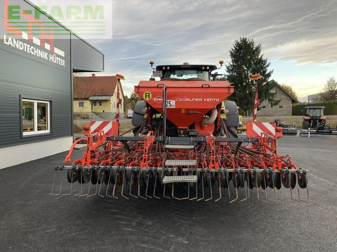 Kverneland ngs 101 mit kuhn venta lc 4000 - Seminatrice combinata: foto 1 Kverneland ngs 101 mit kuhn venta lc 4000 - Seminatrice combinata: foto 1