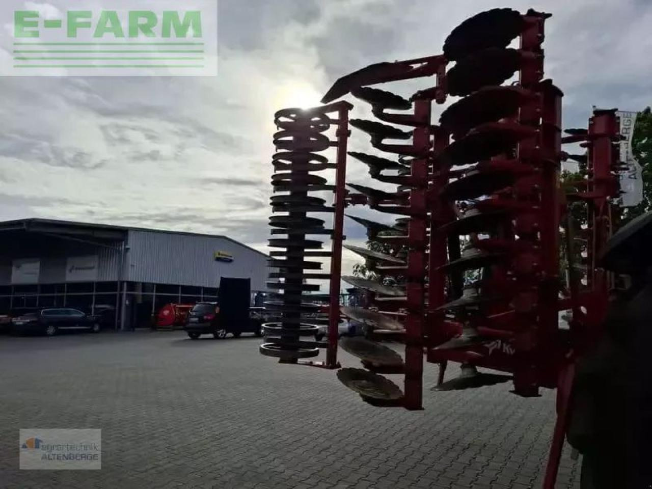 Kverneland qualidisc farmer 5001 f - Macchina per la lavorazione del terreno: foto 3 Kverneland qualidisc farmer 5001 f - Macchina per la lavorazione del terreno: foto 3