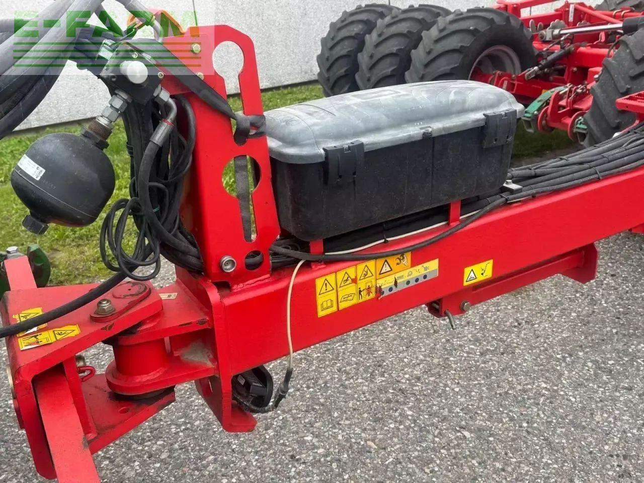 Kverneland u drill 600 - Seminatrice combinata: foto 2 Kverneland u drill 600 - Seminatrice combinata: foto 2