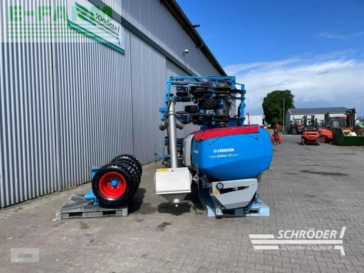 Lemken azurit 9/8.75 k d + solitair 23/1900 - Seminatrice di precisione: foto 3 Lemken azurit 9/8.75 k d + solitair 23/1900 - Seminatrice di precisione: foto 3