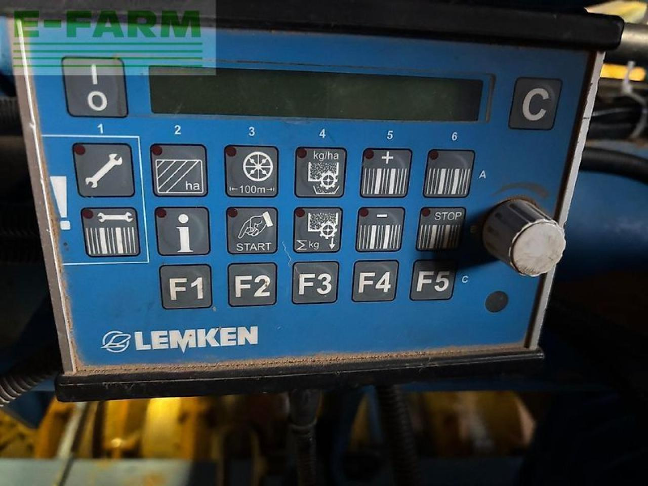 Seminatrice Lemken zirkon 10/300 + solitair 8/300: foto 6 Seminatrice Lemken zirkon 10/300 + solitair 8/300: foto 6