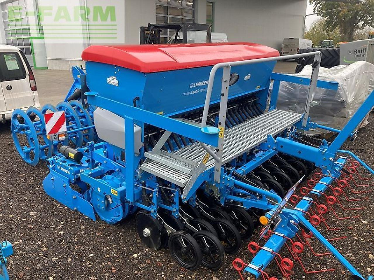 Lemken zirkon 12/300 + saphir 10/300 - Macchina per la lavorazione del terreno: foto 1 Lemken zirkon 12/300 + saphir 10/300 - Macchina per la lavorazione del terreno: foto 1