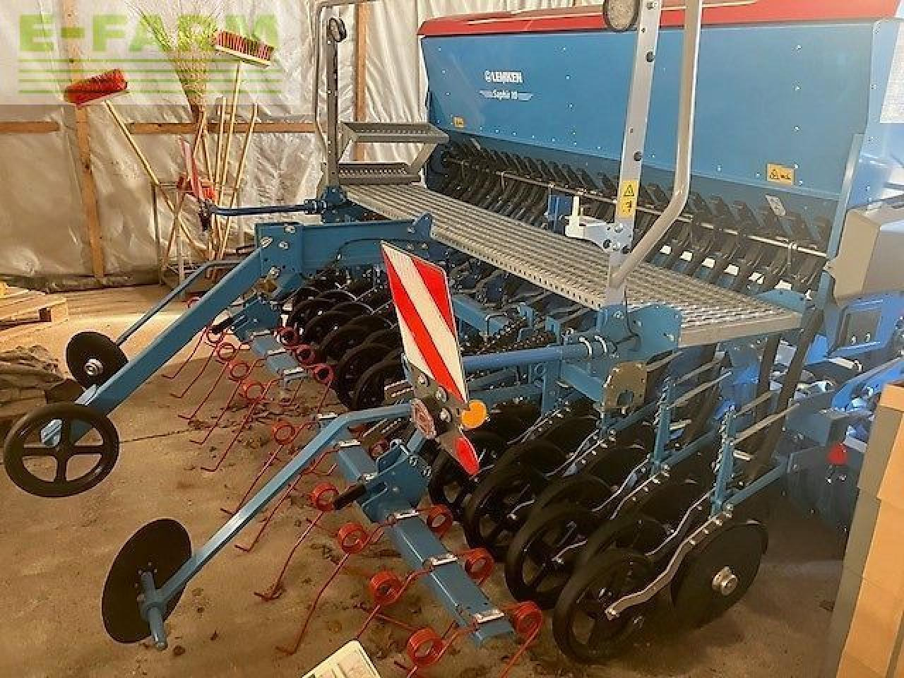 Lemken zirkon 12/300 + saphir 10/300 - Macchina per la lavorazione del terreno: foto 1 Lemken zirkon 12/300 + saphir 10/300 - Macchina per la lavorazione del terreno: foto 1
