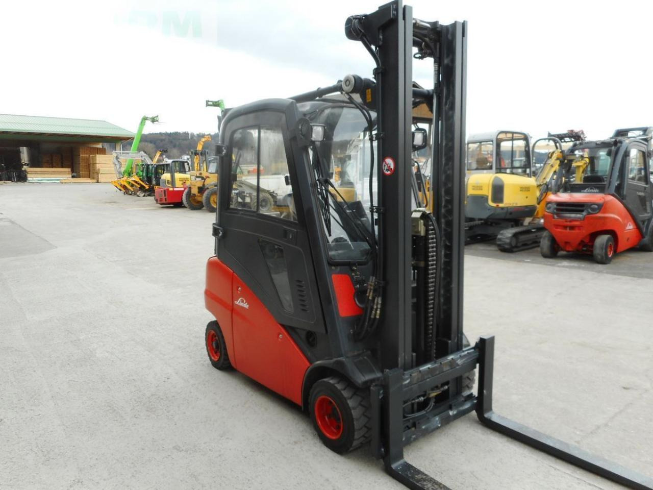 Linde h20d-01 triplex 5,47 meter - Carrello elevatore: foto 5 Linde h20d-01 triplex 5,47 meter - Carrello elevatore: foto 5