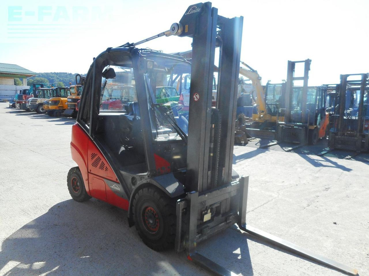 Linde h30d-02 triplex 5,5m + ss + halbkabine - Carrello elevatore: foto 5 Linde h30d-02 triplex 5,5m + ss + halbkabine - Carrello elevatore: foto 5