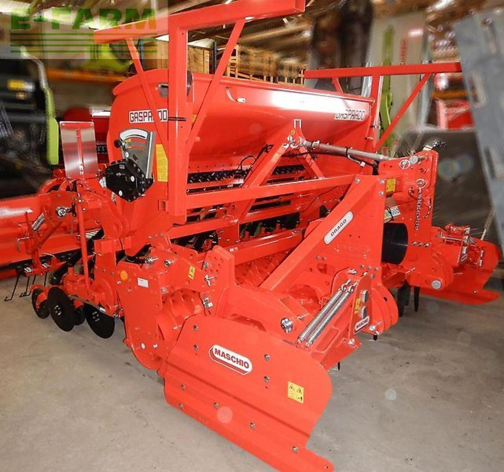 Maschio dama 250 20 corex + dc classic 2500 - Seminatrice: foto 3 Maschio dama 250 20 corex + dc classic 2500 - Seminatrice: foto 3