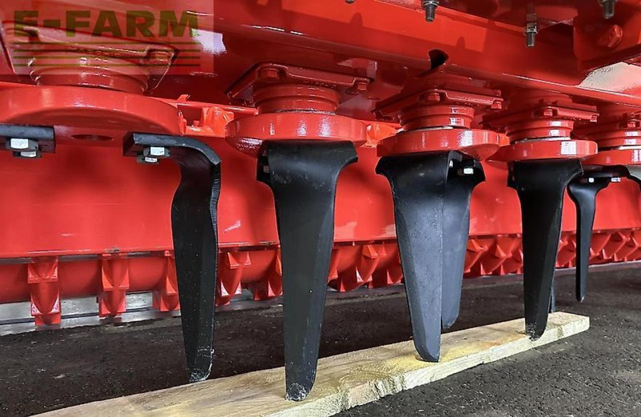 Maschio dama 300 24 corex+ + dm-classic 3000 scm - Seminatrice: foto 5 Maschio dama 300 24 corex+ + dm-classic 3000 scm - Seminatrice: foto 5