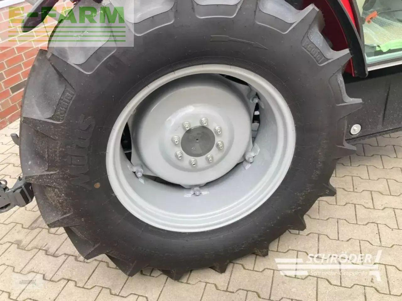 Trattore Massey Ferguson 3fr.85 cab efficient: foto 12