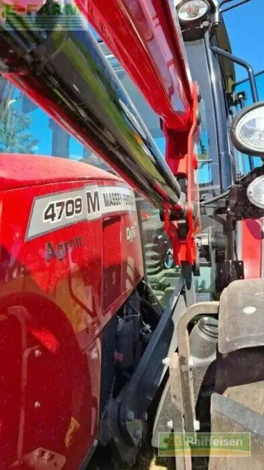 Massey Ferguson 4709m essential - Trattore: foto 4 Massey Ferguson 4709m essential - Trattore: foto 4