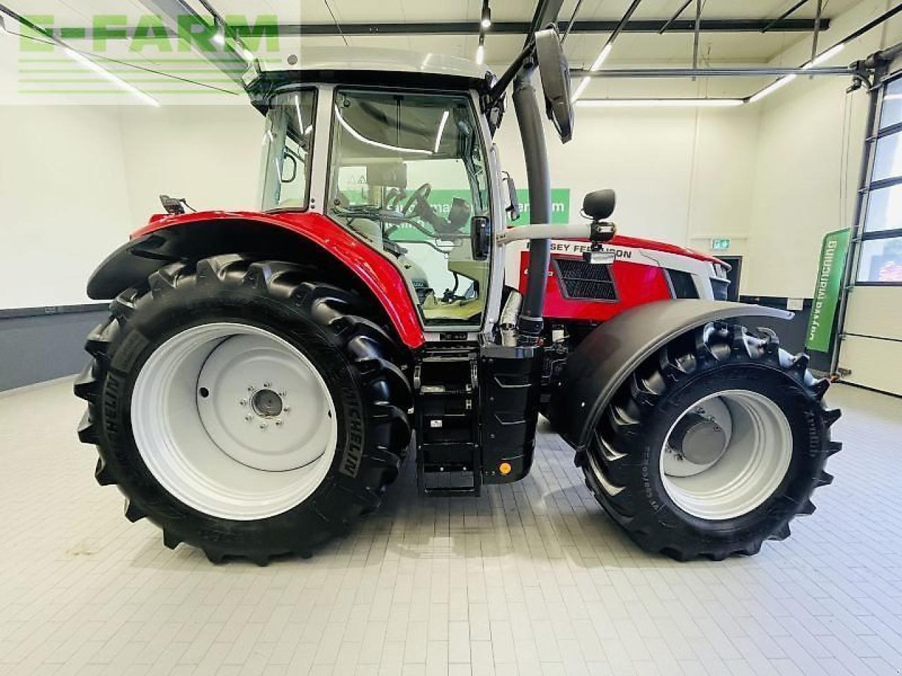 Massey Ferguson 6s.180 dyna-vt exclusive Exclusive - Trattore: foto 4 Massey Ferguson 6s.180 dyna-vt exclusive Exclusive - Trattore: foto 4