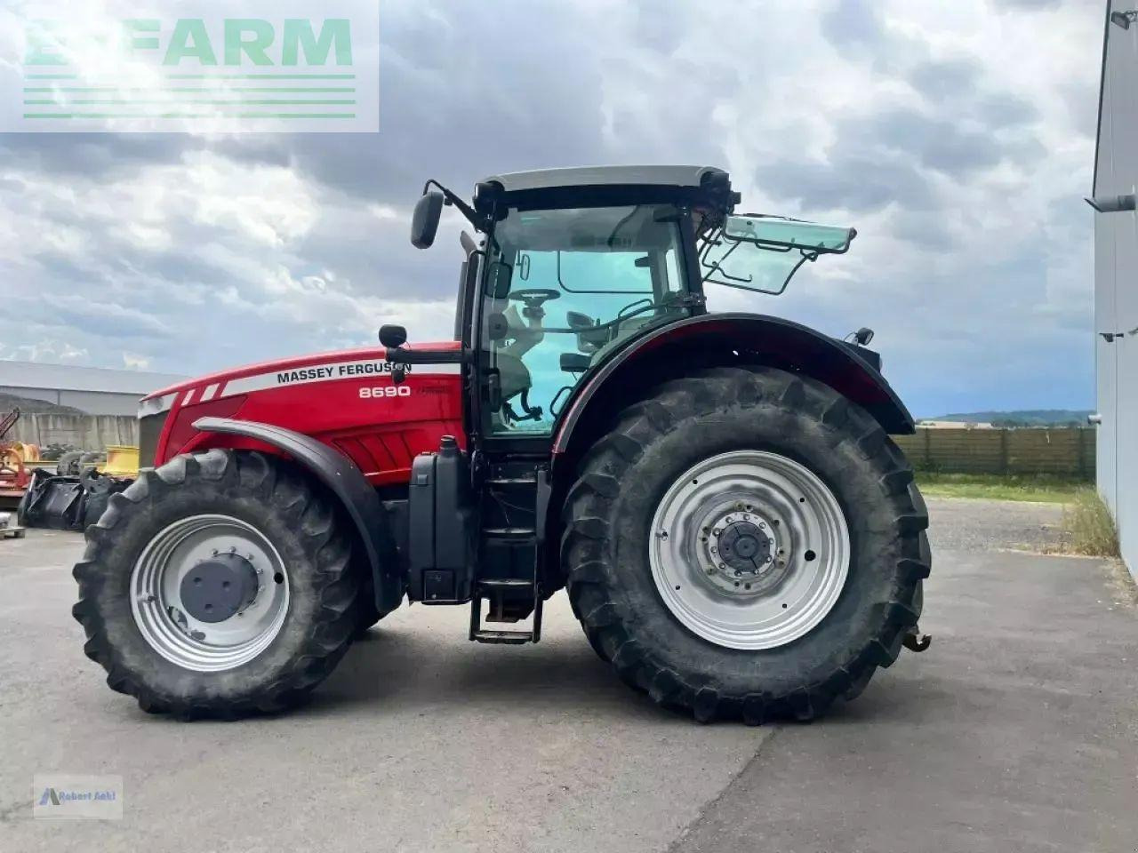 Massey Ferguson 8690 - Trattore: foto 5 Massey Ferguson 8690 - Trattore: foto 5