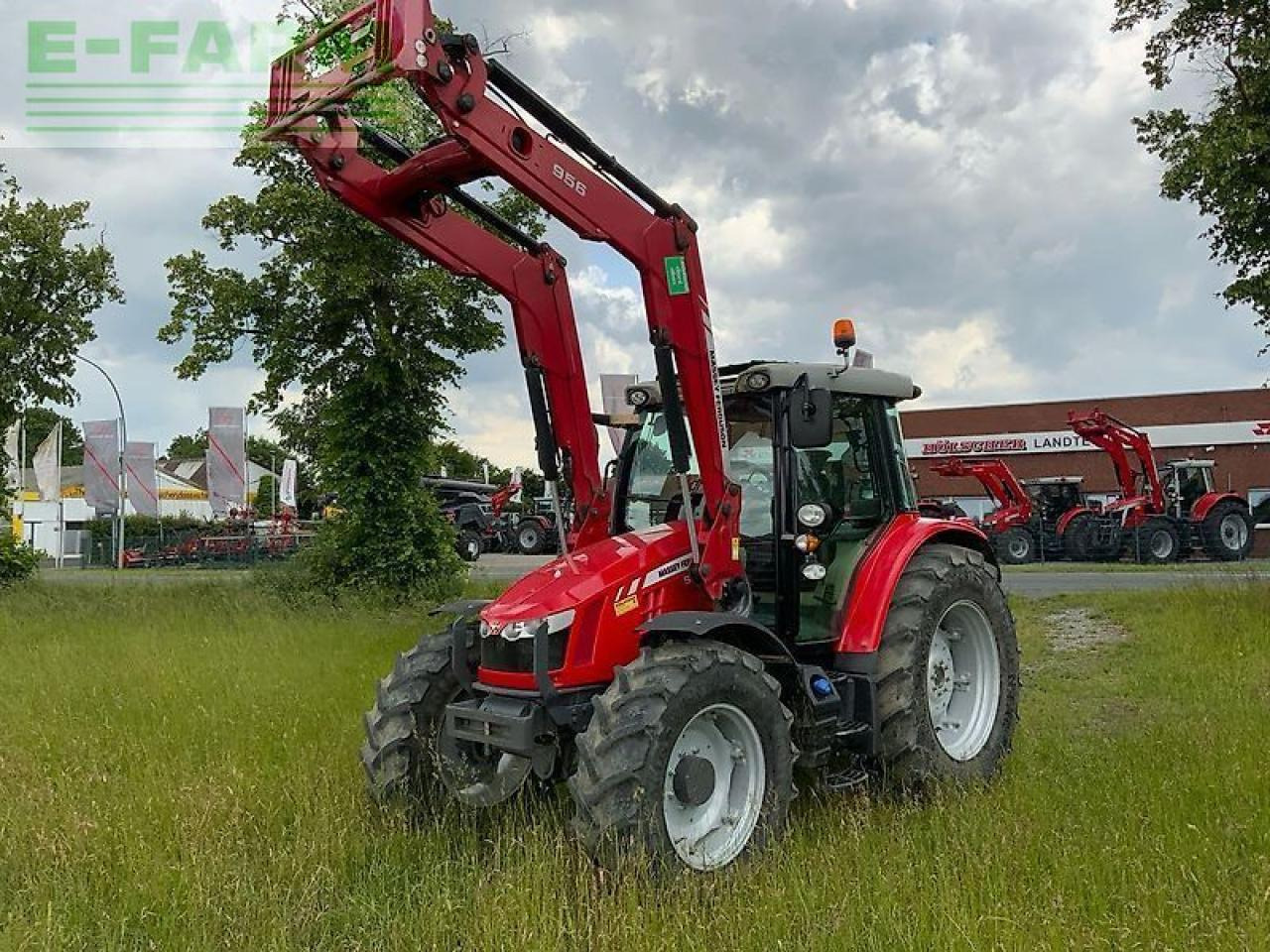 Massey Ferguson mf 5613 dyna6 efficient Efficient - Trattore: foto 1 Massey Ferguson mf 5613 dyna6 efficient Efficient - Trattore: foto 1