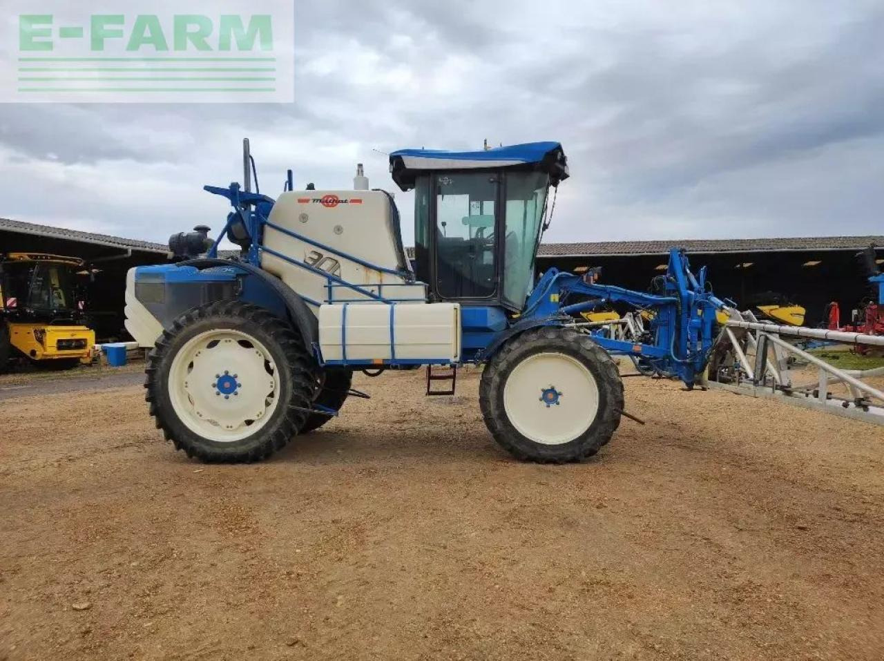 Matrot hellios ii m24 - Polverizzatore trainato: foto 1 Matrot hellios ii m24 - Polverizzatore trainato: foto 1