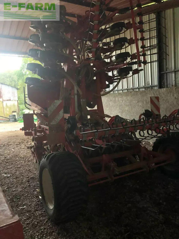Mustang gigante 600 33 ro - Seminatrice di precisione: foto 4 Mustang gigante 600 33 ro - Seminatrice di precisione: foto 4