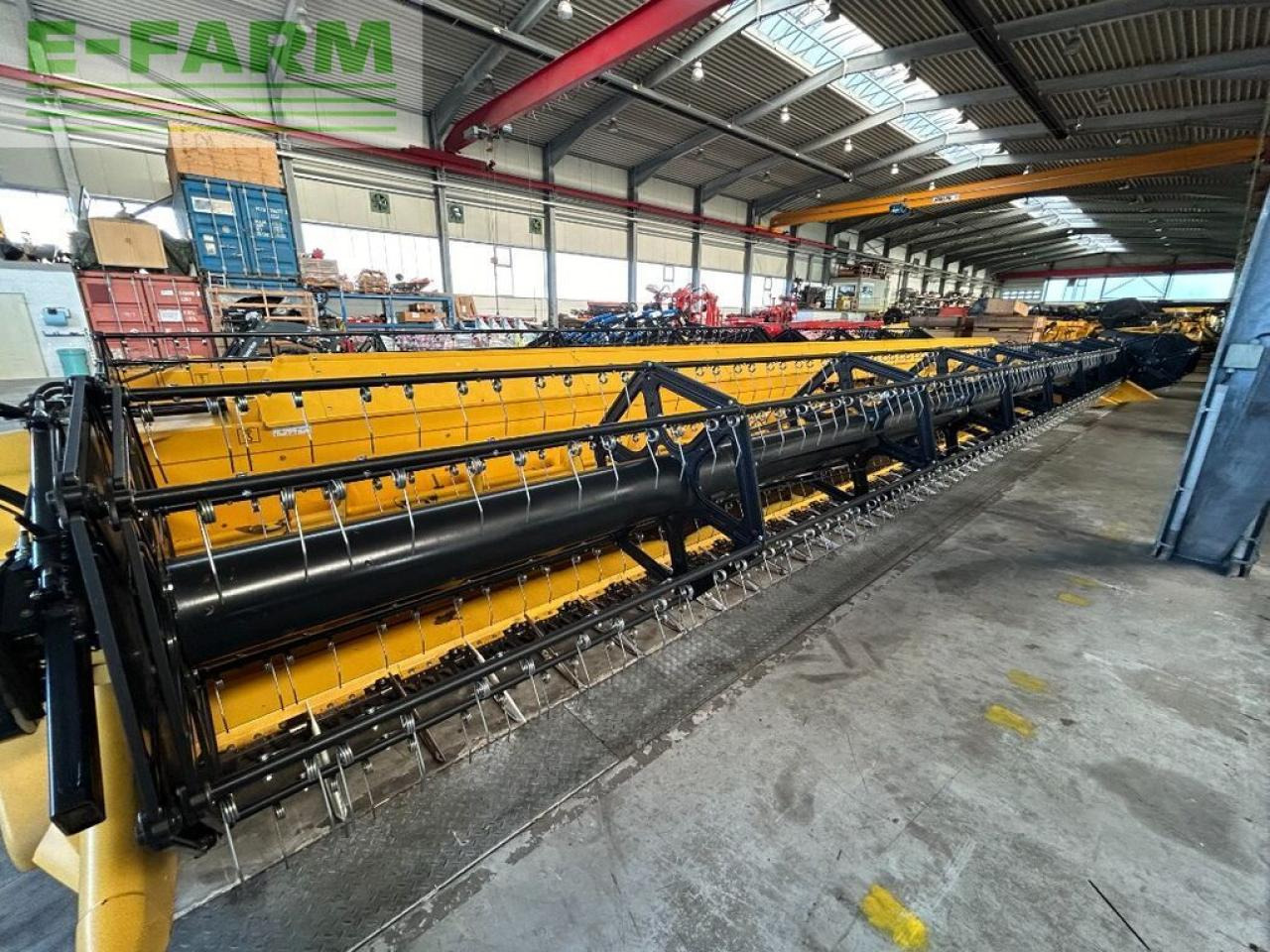 New Holland 760cg 12.5m/41 ft vf - Accessori per trincia: foto 1 New Holland 760cg 12.5m/41 ft vf - Accessori per trincia: foto 1