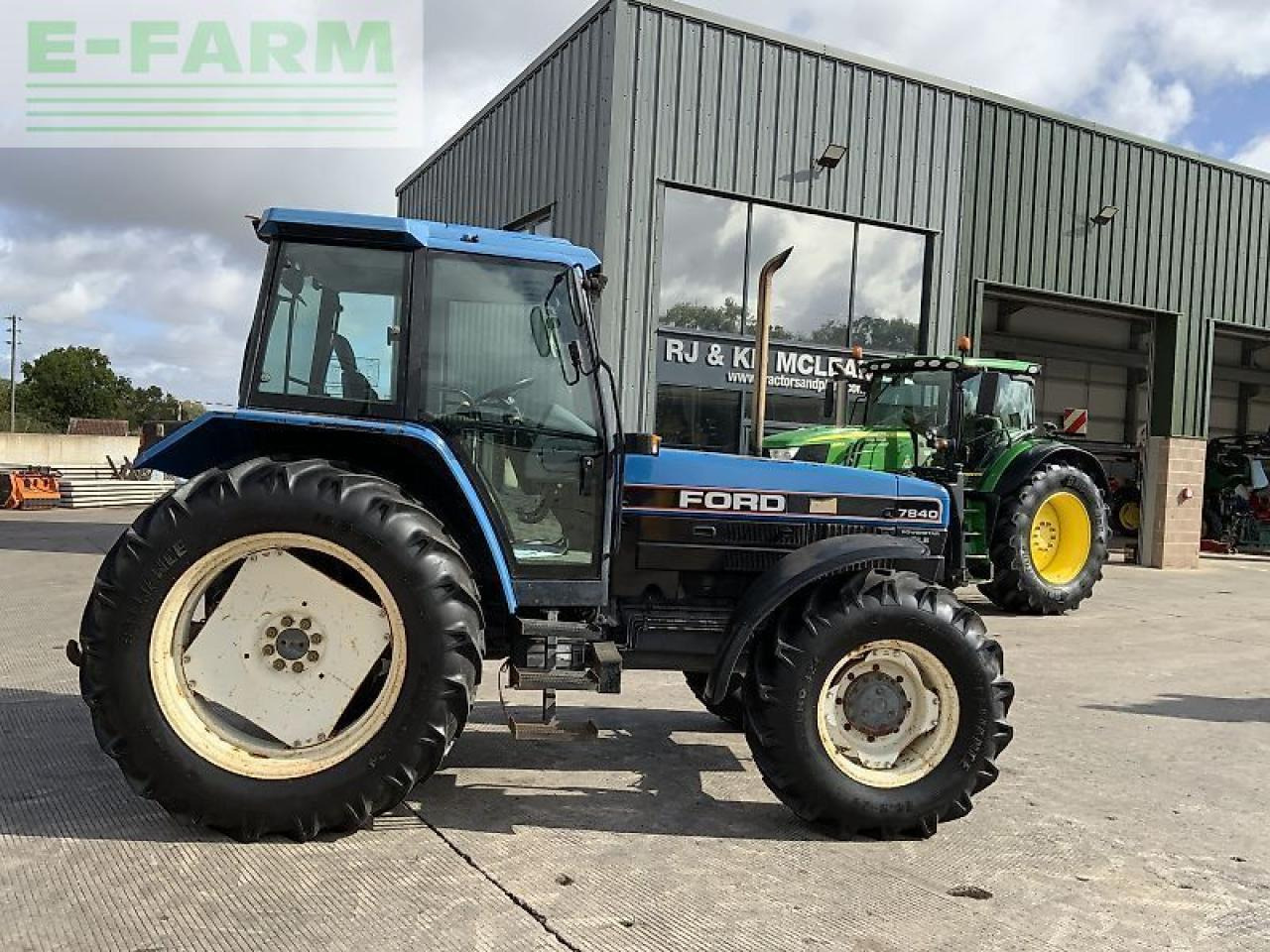 New Holland 7840 power star sle tractor (st24084) - Trattore: foto 1 New Holland 7840 power star sle tractor (st24084) - Trattore: foto 1