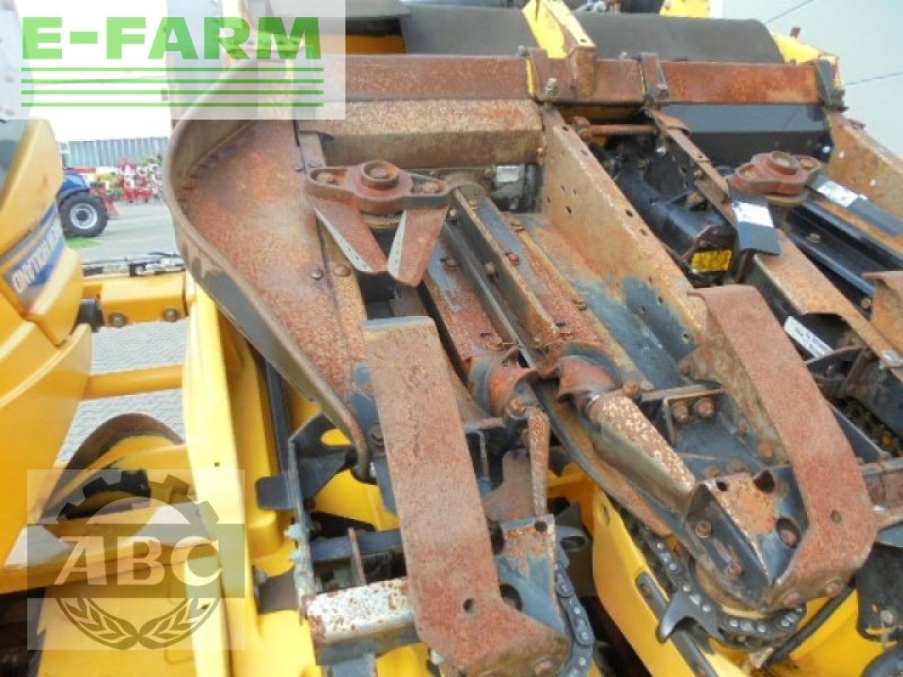 New Holland 980 cf 8r 75 - Spannocchiatore: foto 5 New Holland 980 cf 8r 75 - Spannocchiatore: foto 5