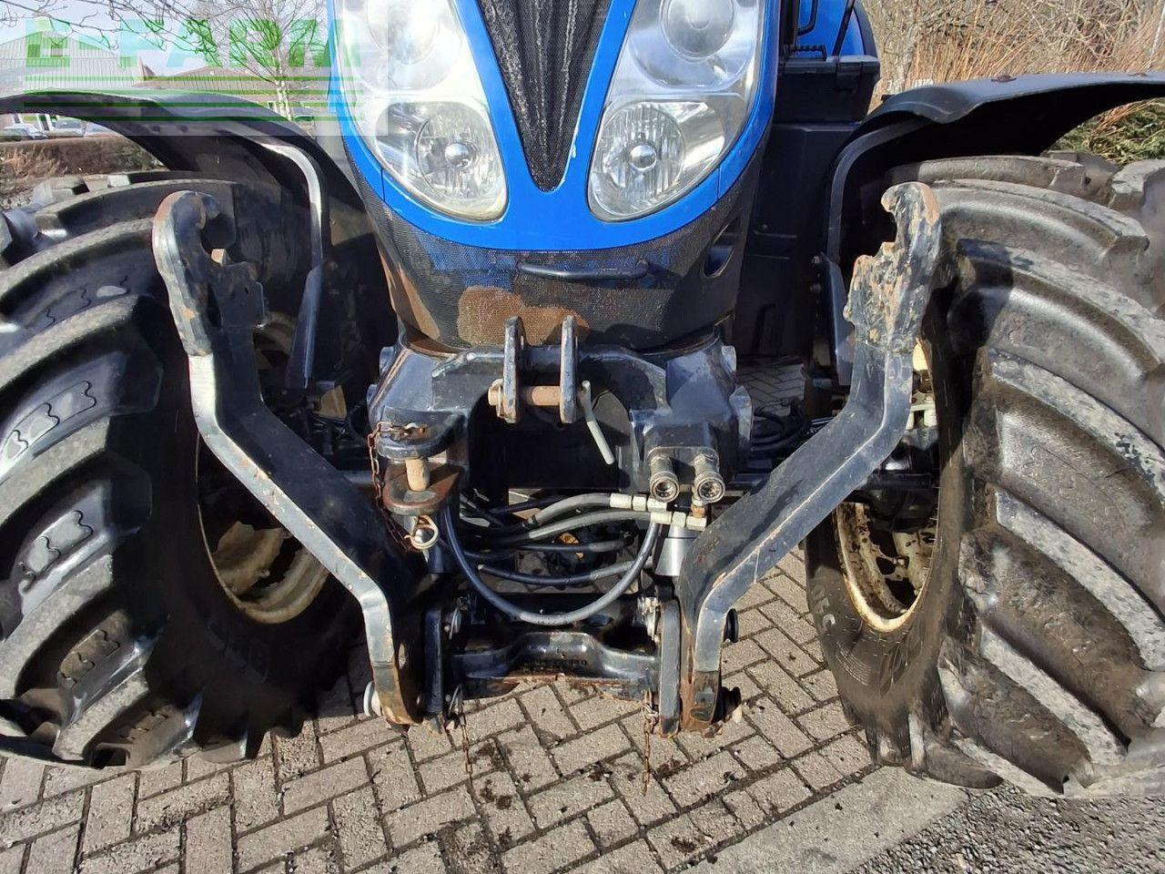 New Holland T7 200 - Trattore: foto 3 New Holland T7 200 - Trattore: foto 3