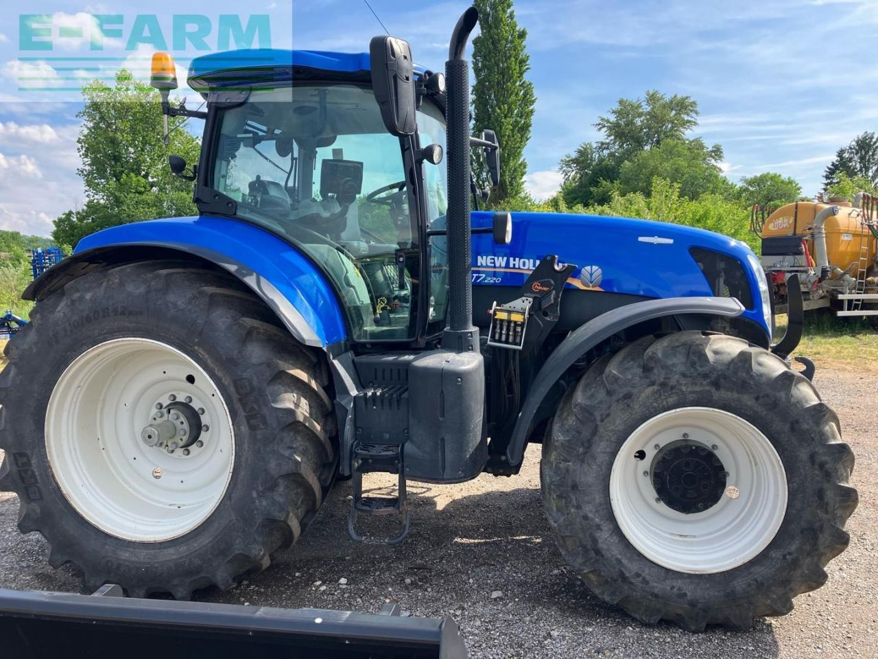 New Holland T7.220 - Trattore: foto 5 New Holland T7.220 - Trattore: foto 5