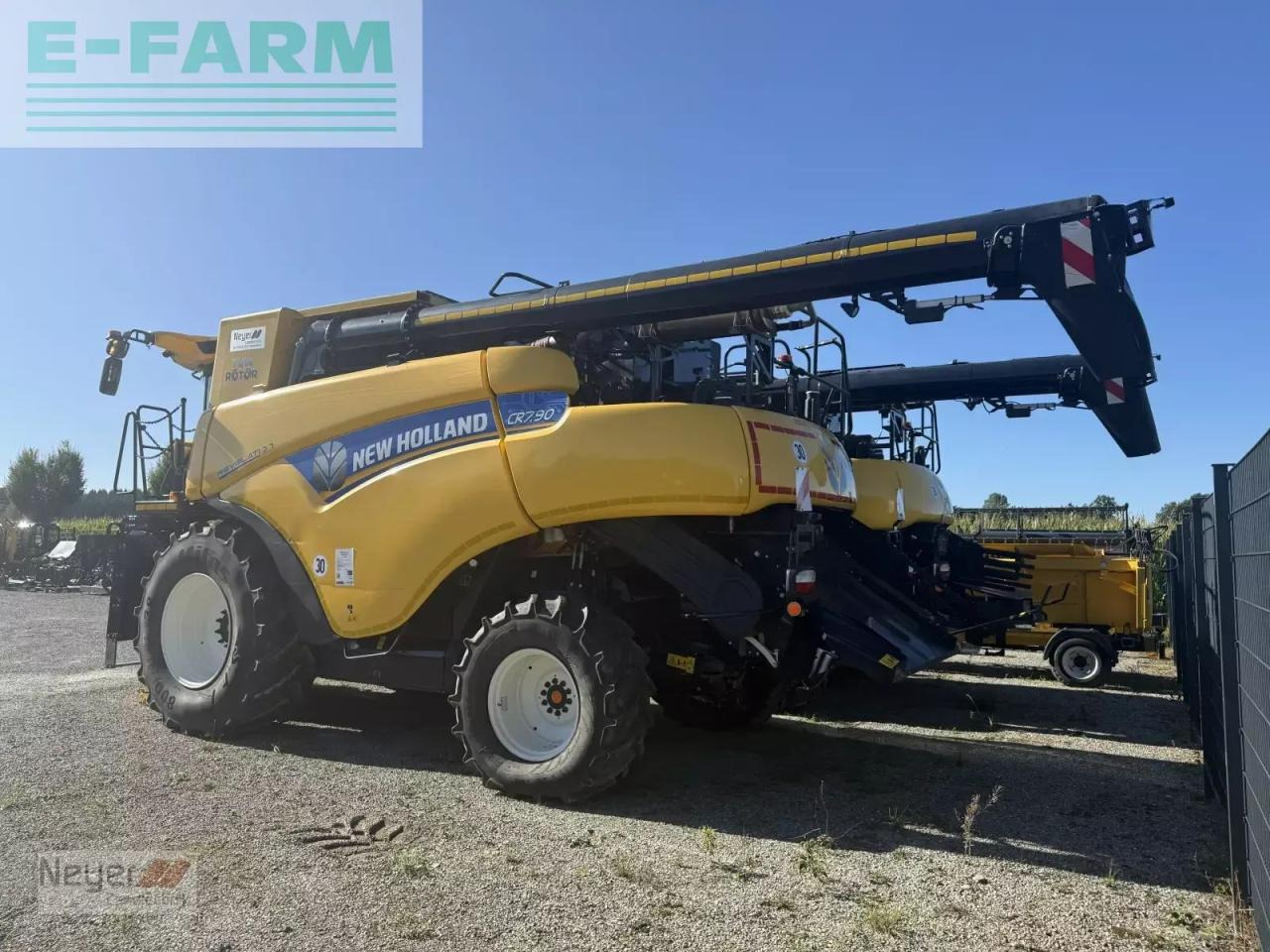 New Holland cr 7.90 - Mietitrebbia: foto 2 New Holland cr 7.90 - Mietitrebbia: foto 2