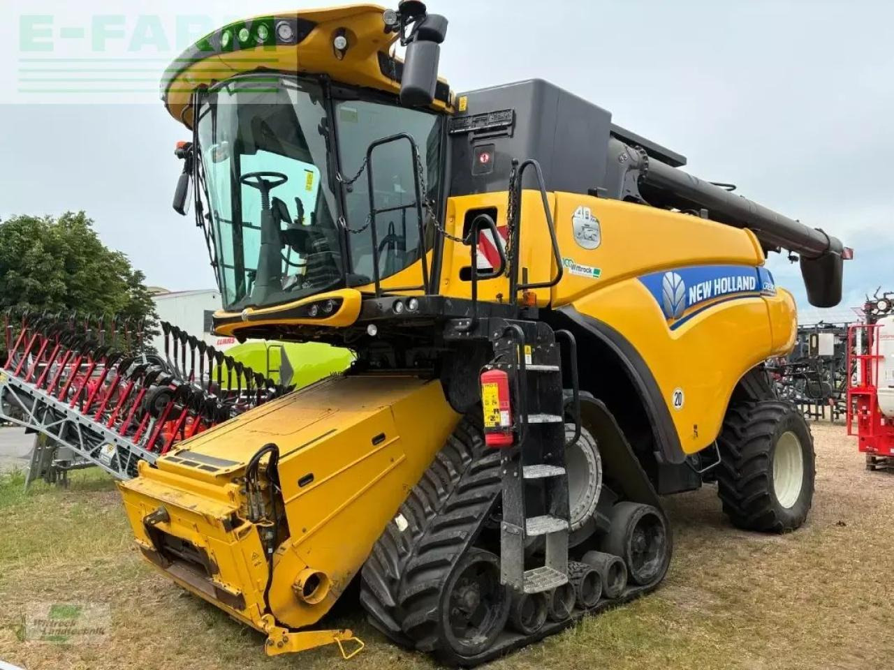 Mietitrebbia New Holland cr 8.80: foto 23