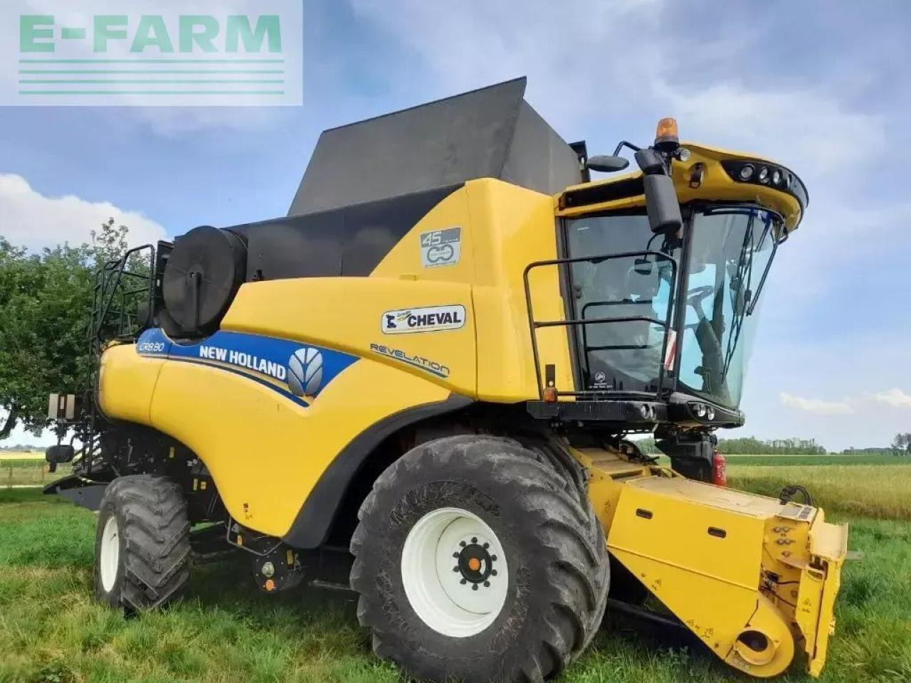 New Holland cr 8.80 - Mietitrebbia: foto 1 New Holland cr 8.80 - Mietitrebbia: foto 1