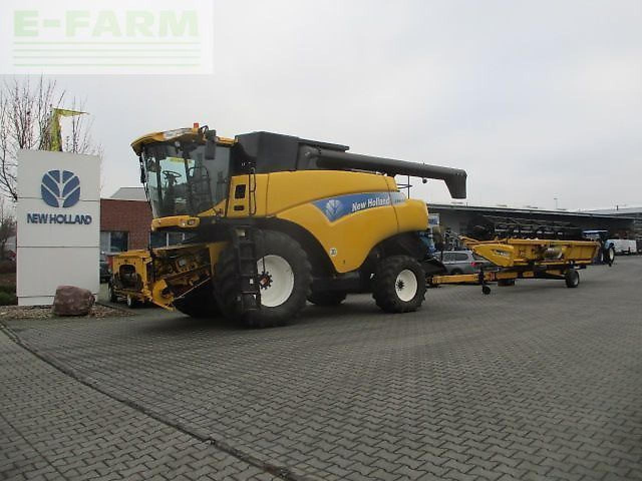 New Holland cr 9060 / cr9060 - Mietitrebbia: foto 1 New Holland cr 9060 / cr9060 - Mietitrebbia: foto 1