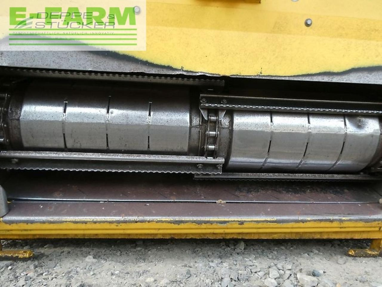 New Holland cr 9090 elevation - Mietitrebbia: foto 3 New Holland cr 9090 elevation - Mietitrebbia: foto 3