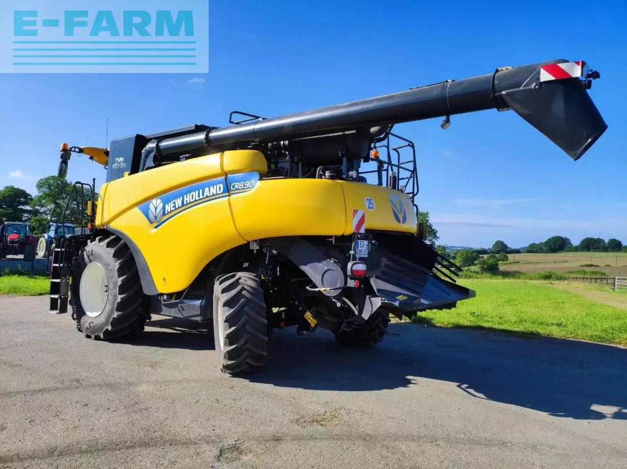New Holland cr8.90 - Mietitrebbia: foto 4 New Holland cr8.90 - Mietitrebbia: foto 4