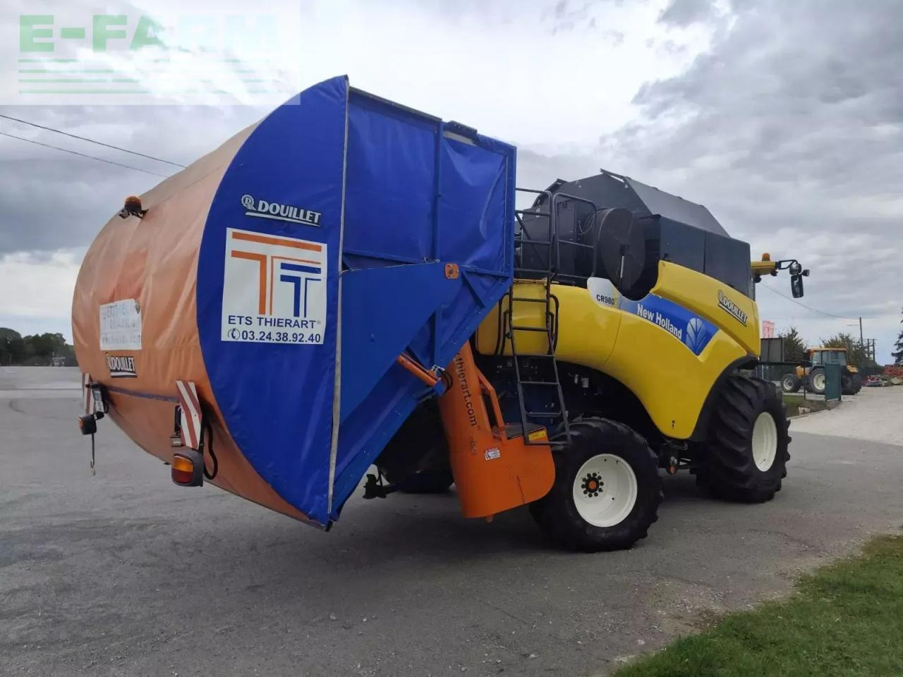 New Holland cr980z - Mietitrebbia: foto 3 New Holland cr980z - Mietitrebbia: foto 3