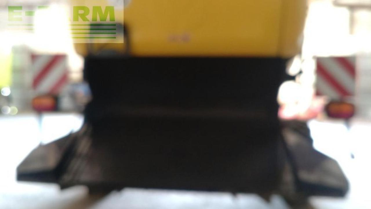 New Holland cx 8060 - Mietitrebbia: foto 5 New Holland cx 8060 - Mietitrebbia: foto 5
