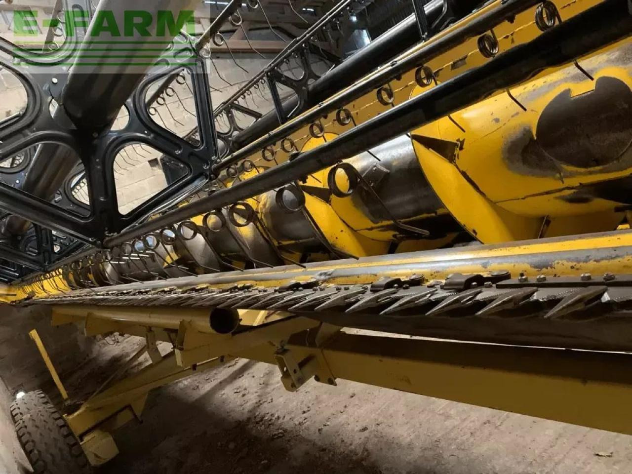 New Holland cx 880 hd - Mietitrebbia: foto 4 New Holland cx 880 hd - Mietitrebbia: foto 4