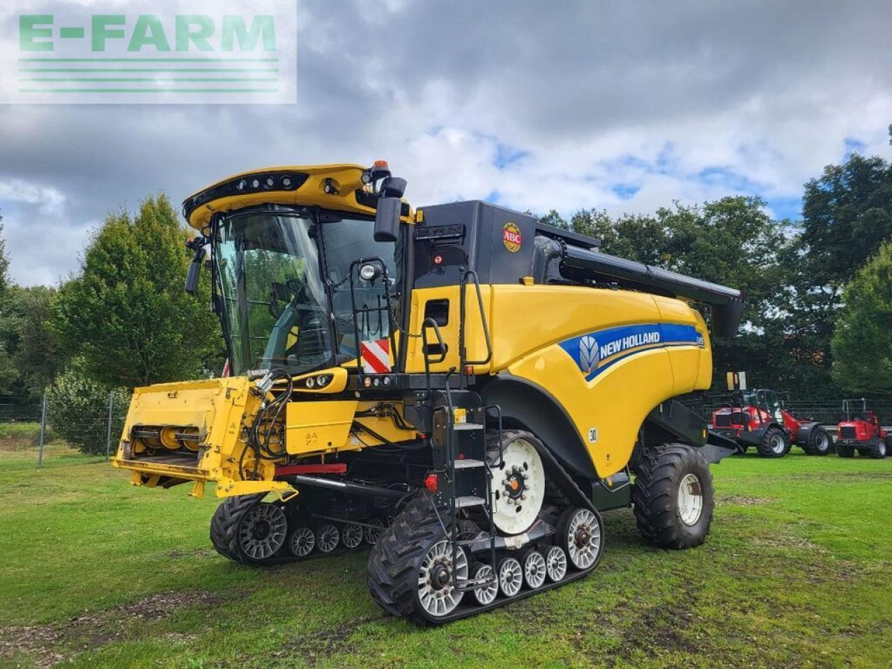 New Holland cx8.85 raupe tier-4b - Mietitrebbia: foto 1 New Holland cx8.85 raupe tier-4b - Mietitrebbia: foto 1