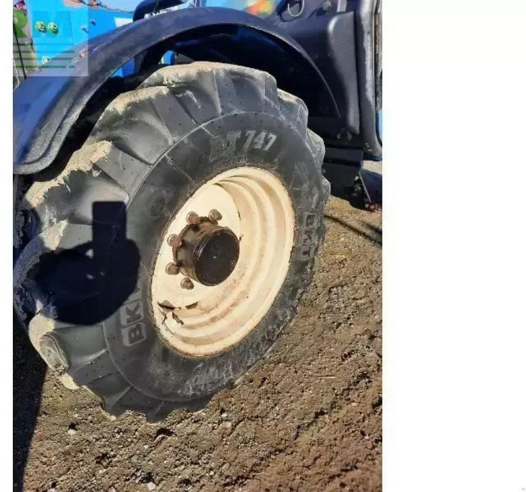 New Holland lm7-42 - Sollevatore telescopico: foto 5 New Holland lm7-42 - Sollevatore telescopico: foto 5